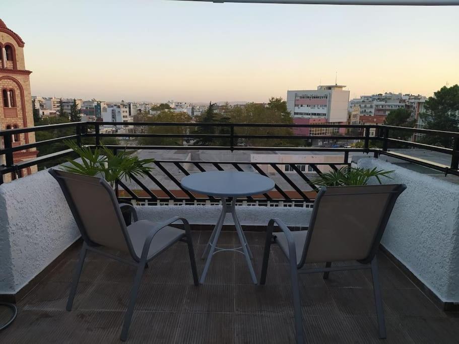 Parkview Central Apartment - Xanthi Buitenkant foto