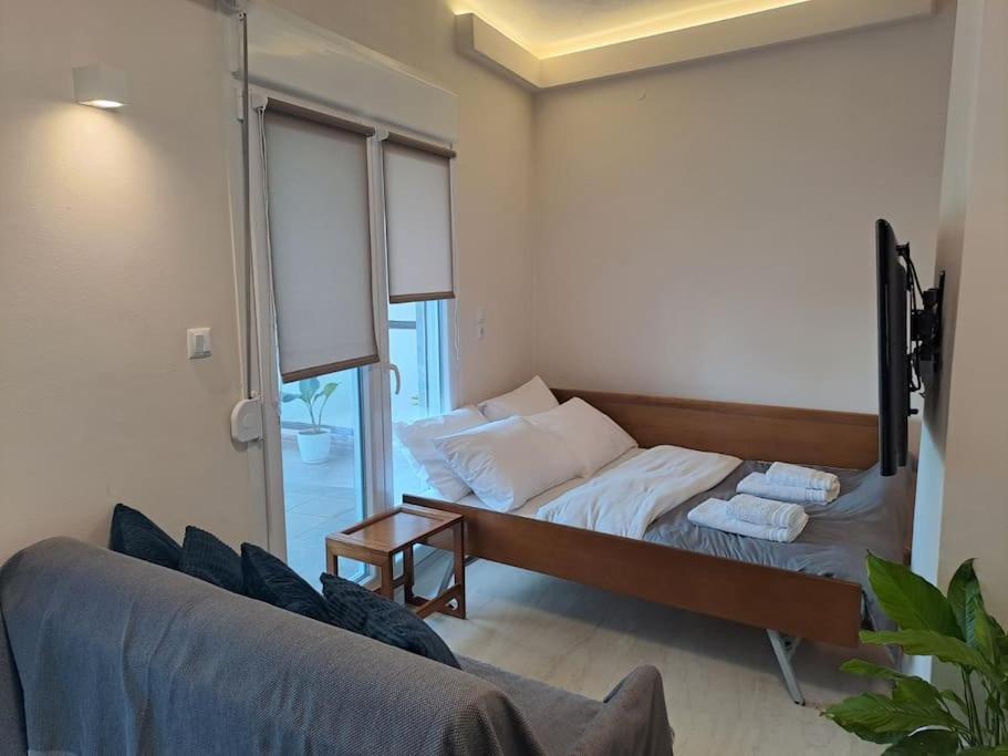 Parkview Central Apartment - Xanthi Buitenkant foto