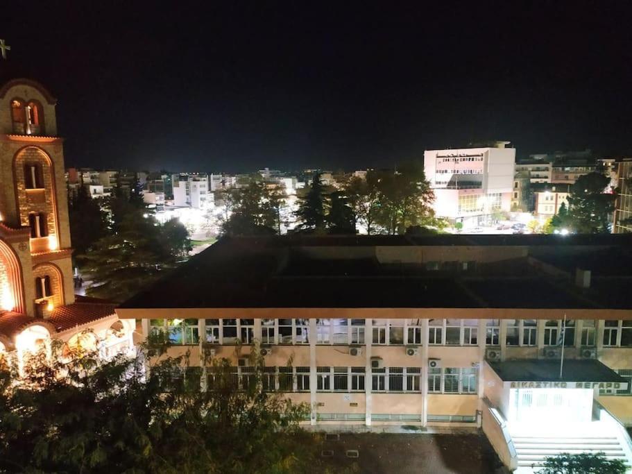 Parkview Central Apartment - Xanthi Buitenkant foto