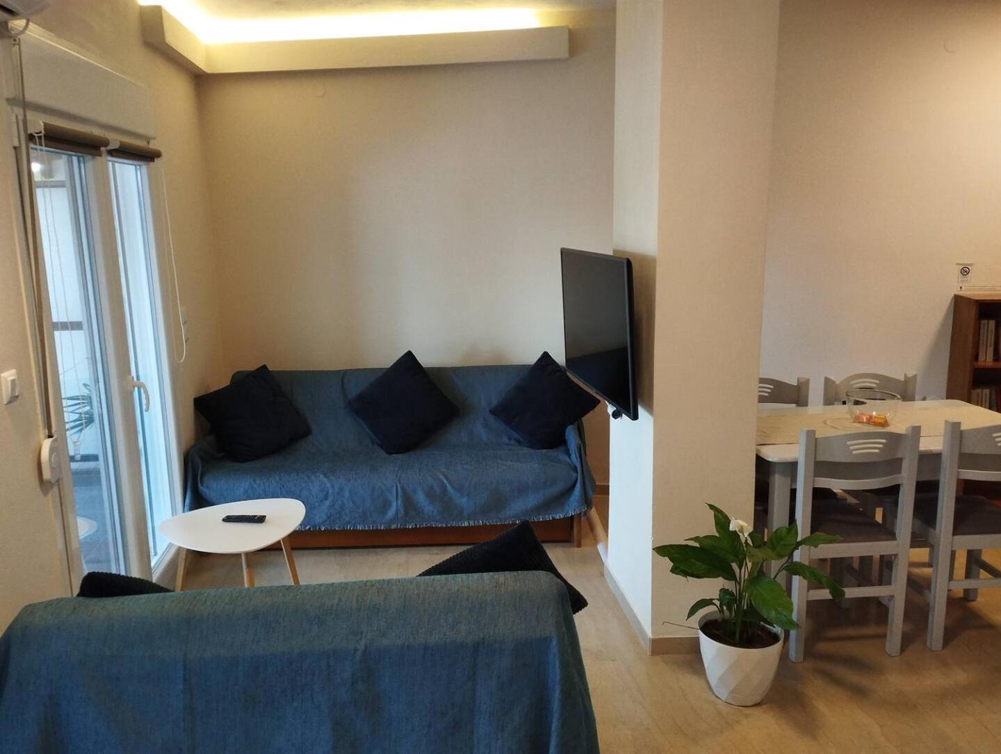Parkview Central Apartment - Xanthi Buitenkant foto